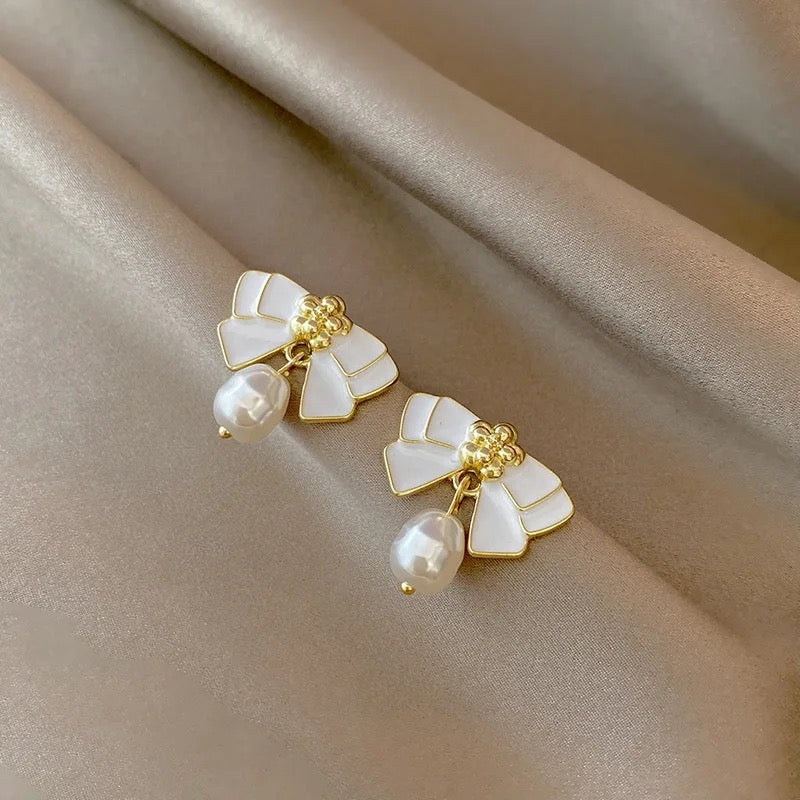 White Multi Leaves White Pearl Stud Earrings