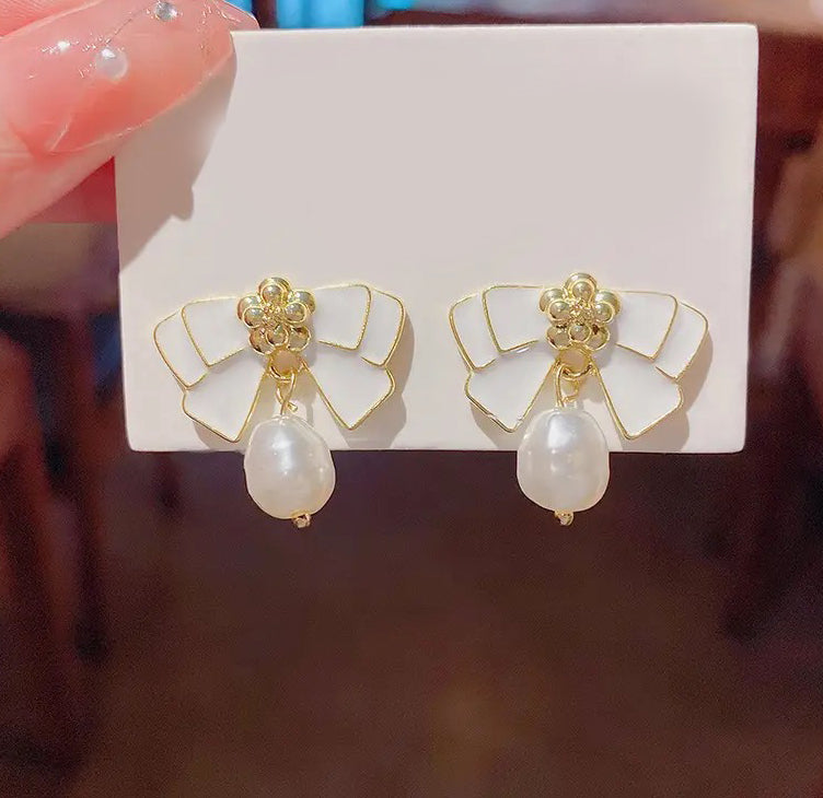 White Multi Leaves White Pearl Stud Earrings