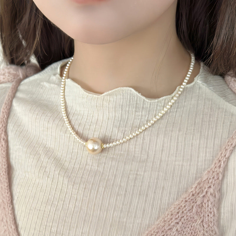 Solid Pearl Ball Pendant necklace