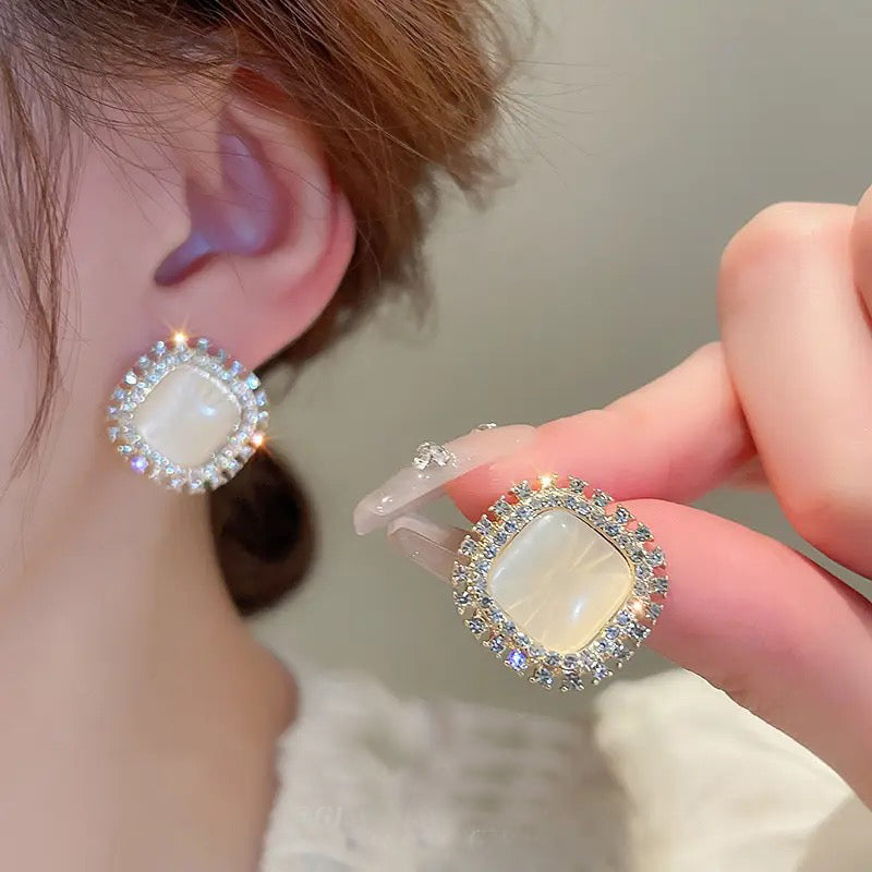 White Pearl Zirconia Stud Earrings