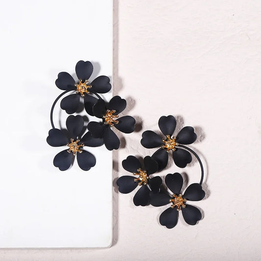 Vintage Black Three Fllower Drop Earring