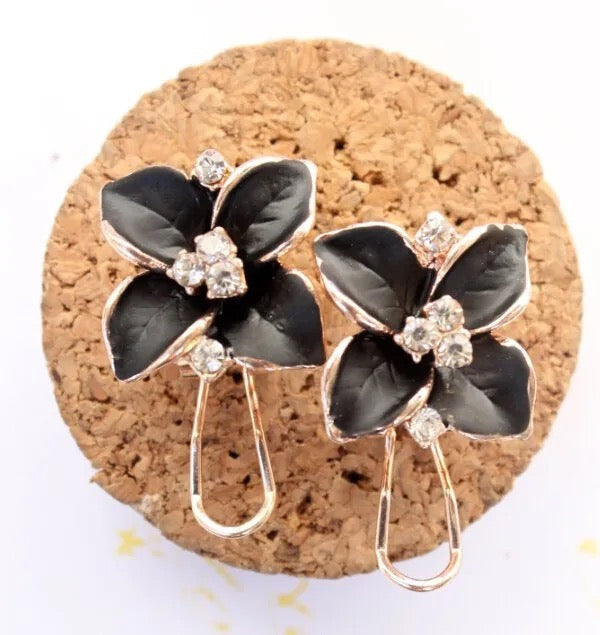 Black Flower Stud Earrings