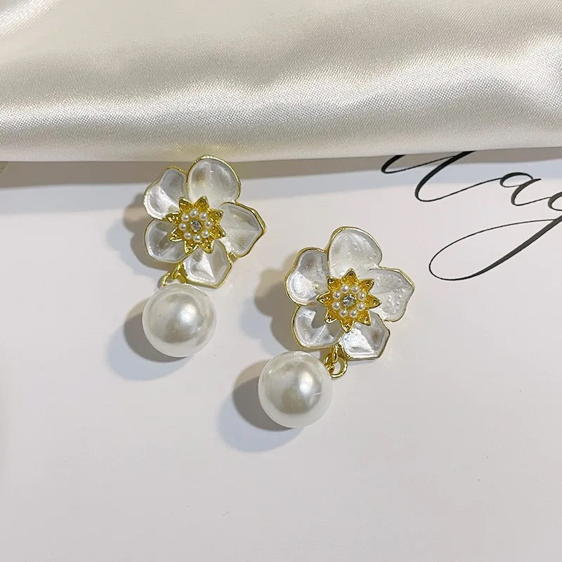 White Flower Pearl Drop Earrings