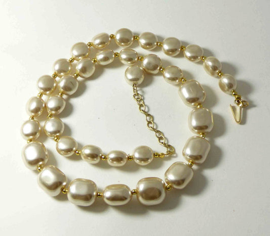 Pebble Gold Freshwater Pearl Necklace