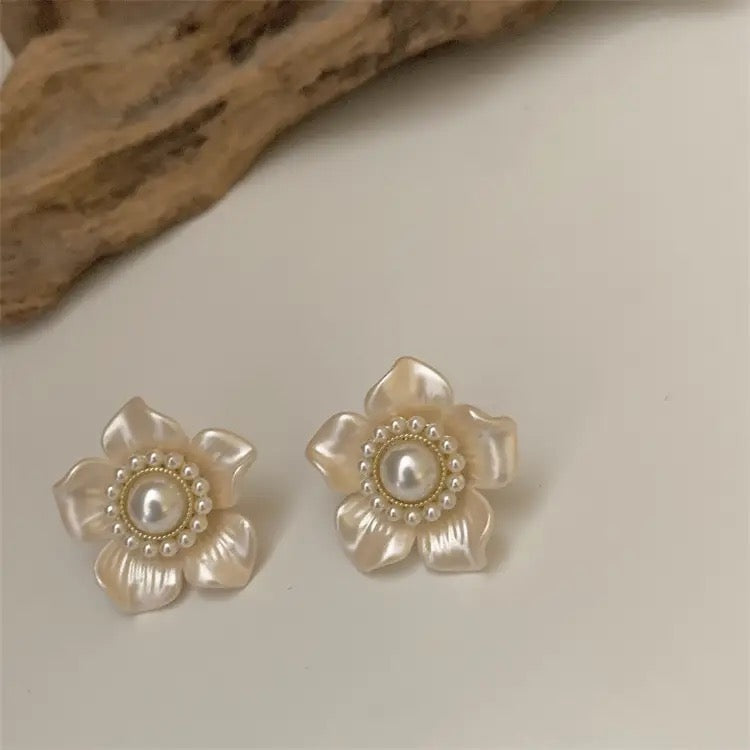 White Pearl Multi Leaves Stud Earrings