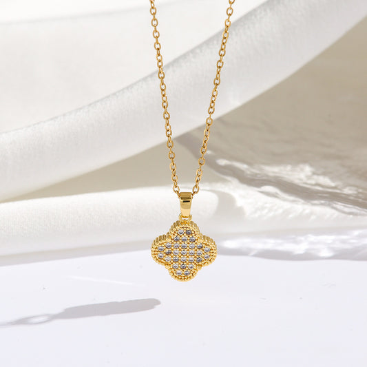 Zircon Dotted Gold Clover Classic St Stilver Necklace