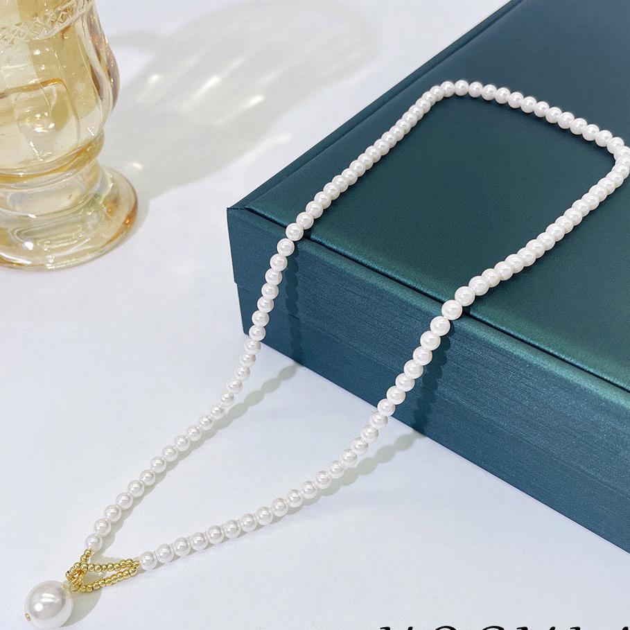 White Pearl Pendant Pearl Necklace