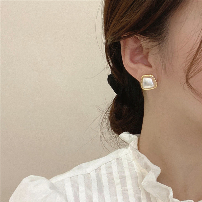 White Bulgy Stone Gold Stud Earrings