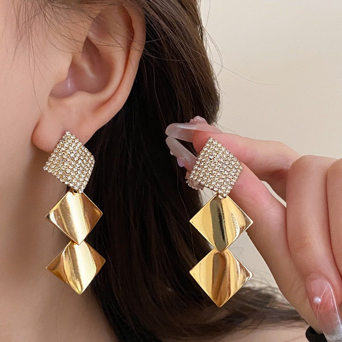 Dented Trio Zircon Square Gold Drop Earrings