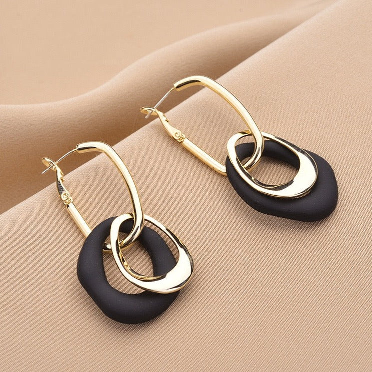 Black and gold Link hoops