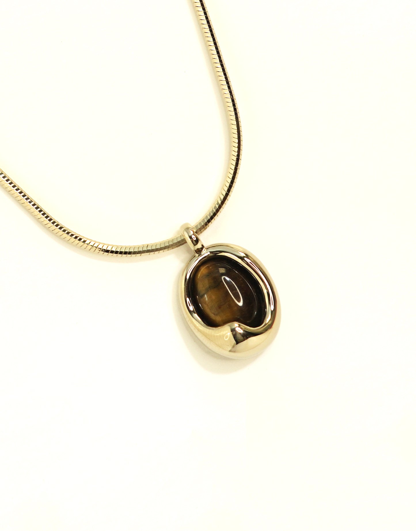 Silver Shell Brown Pearl Snake Chain Pendant Necklace